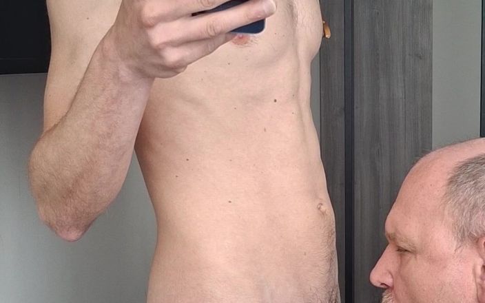 Dexterxxlfun: Super Mario? Thomas creampie do zadku. Táta s hubeným mužem