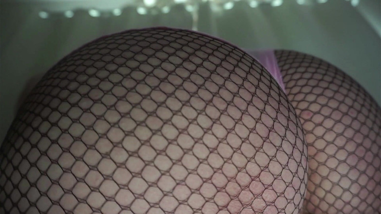 Miss Morticia: Adoración de culo rosa