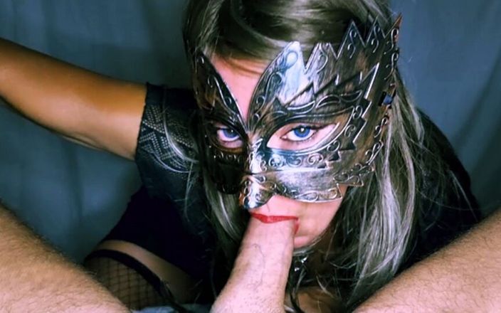 Chupa Reina: Olhe-me nos olhos e classifique este boquete