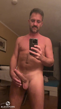Jerking That Big Morning Wood Boner