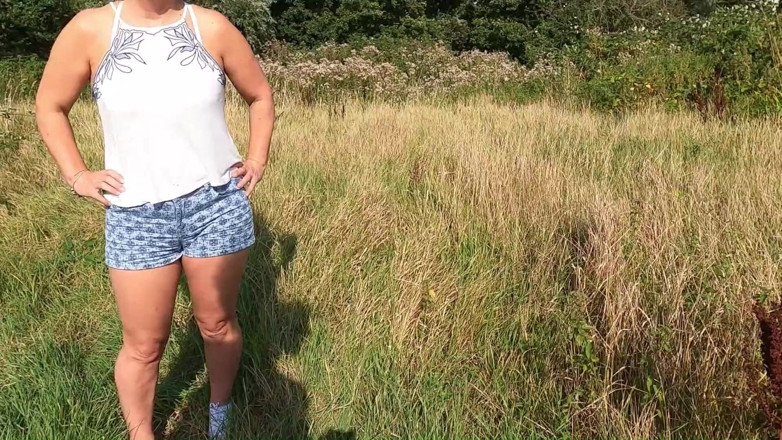 69KnkyKouple69: Kinky couple - al aire libre, campo de maíz, culona con...