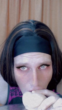 娘娘腔babytgirl94极端深喉训练