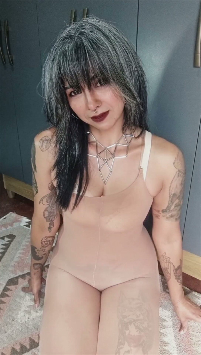 Casia Castro: Exhale… While You Watch Me Through the Mesh