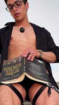 Male Read and Jerking off