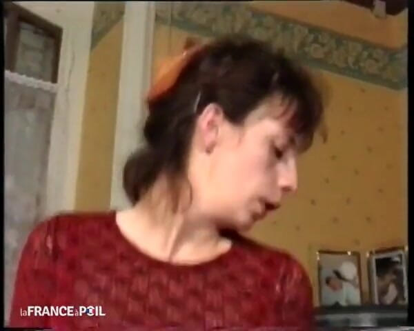 French Family Secrets: Velká, chlupatá kundička na castingu.