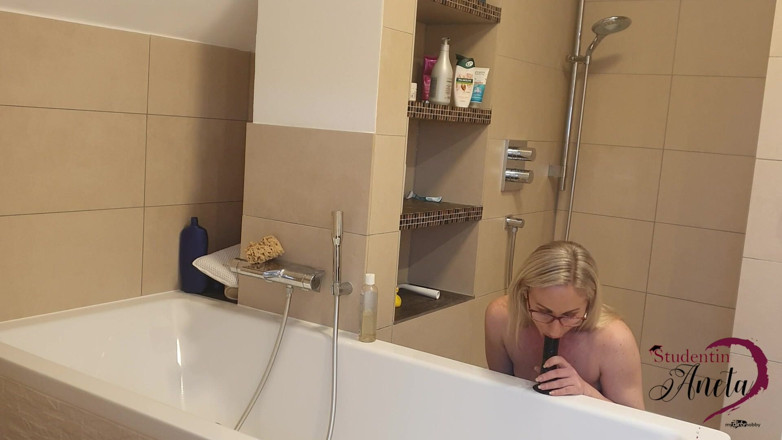 Studentin Aneta: Studentin-aneta Dildoanal