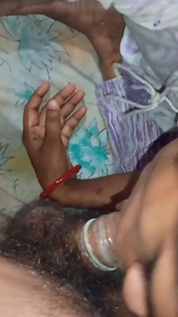 Indiana chupando pau, porra na boca, delicioso boquete