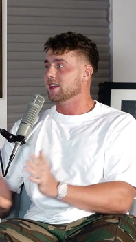 Harry Jowsey pada Dating Khloe Kardashian Rumours