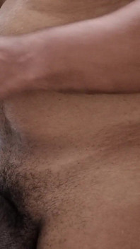 Cmaja di kamar mandi.