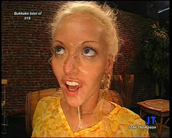 GGG John Thompson Studio: Ggg John Thompson - dicrot di dalam sama kru