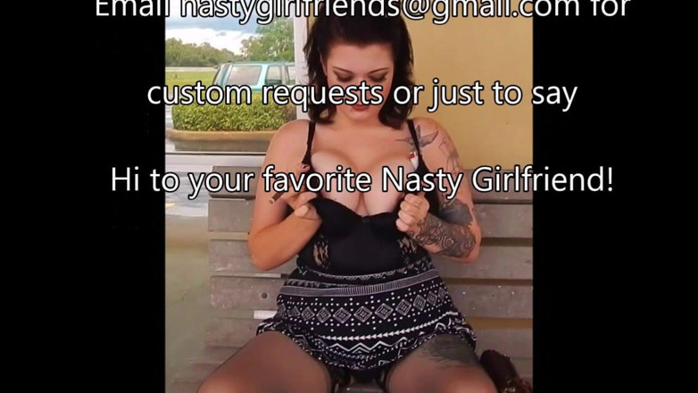 Nasty Girlfriends: Versaute layla, zigarre raucht, zieht blank