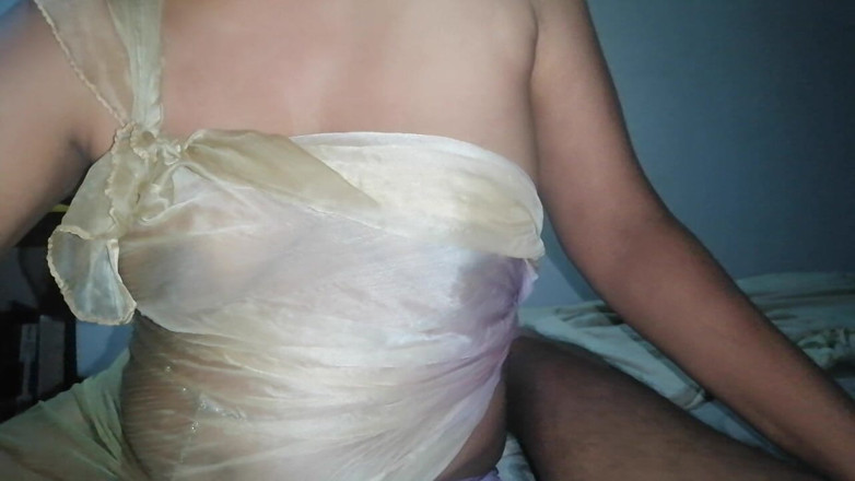 Tina Baby: MILfs sexy kleid macht meinen schwanz hart, ich will
