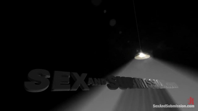 Kink: Ахрян Астын в первый раз