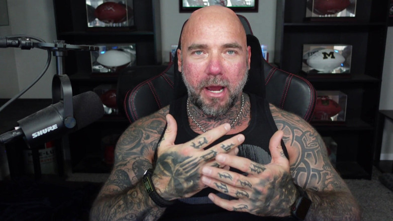 Raw and Uncensored with Masculine Jason: Modifica estrema del corpo cosa devi sapere