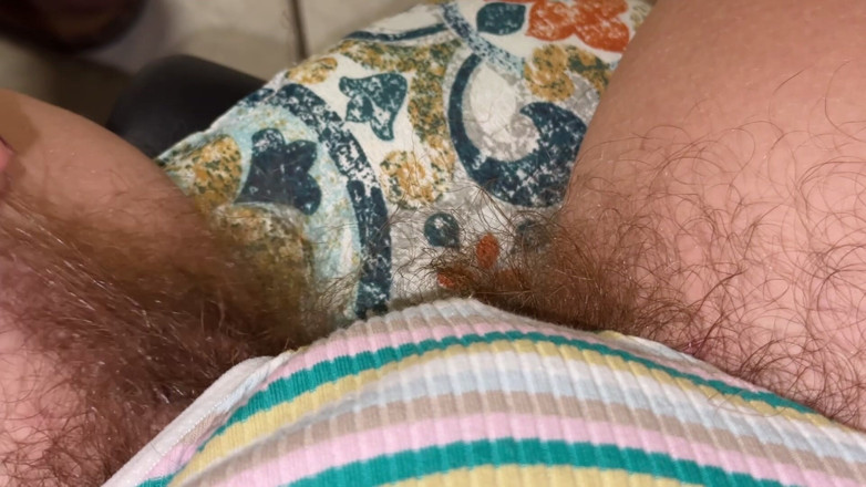 Cuteblonde666: Super tlustá a dlouhá plussy chlupatá detailní