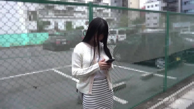 Pondo TV: क्रश: बड़े स्तनों वाली शौकिया जो चूसने वाली है