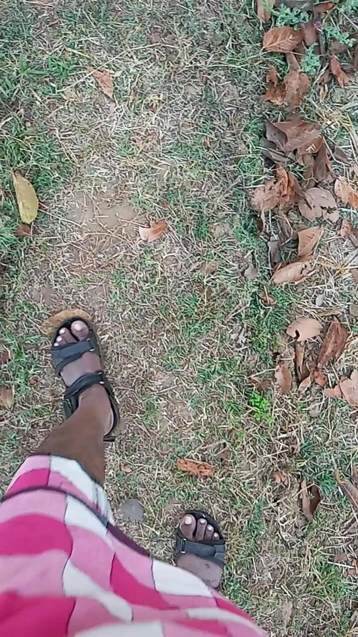 Sweet Indian cock: घर के बाथरूम में देसी गांव की पत्नी का जोरदार सेक्स