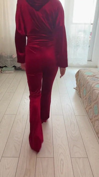 Senin için osuruklarımı sallıyorum
