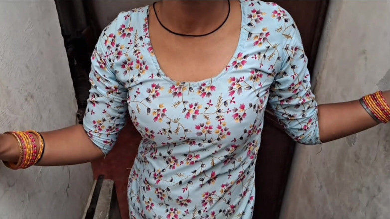 xshika: Ma voisine desi me suce ma grosse bite jusqu’à ce...