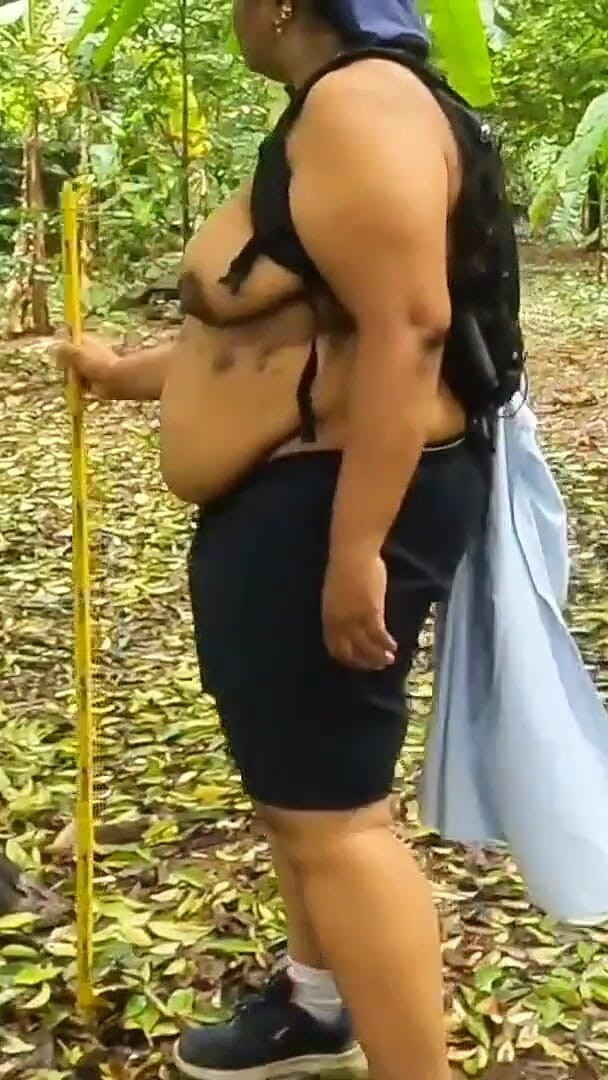 Anne Ipe: Casual Nude Walking, Chubby Girl Walking Completely Naked in the...