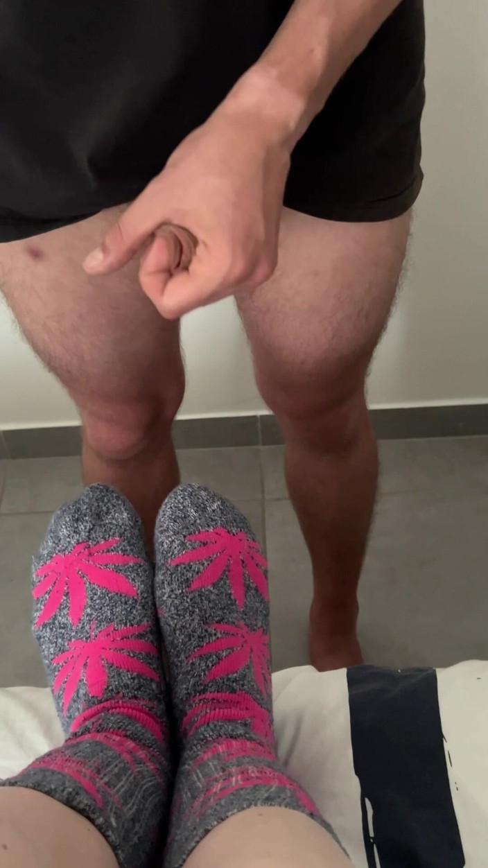 Frenchsockjob: Meine socken sind neuer stiefbruer!!