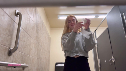 Destination Kat: Kompilace sneezingu