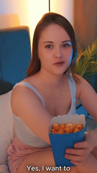 Ciepły Wieczór Z Idealną Emilią Shot