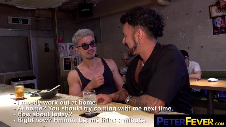 Peter Fever: Peterfever Půlnoční Boner scéna první: Beefcake Udon