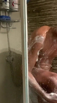 Hot Markus Shower Beforte Getting a Blowjob