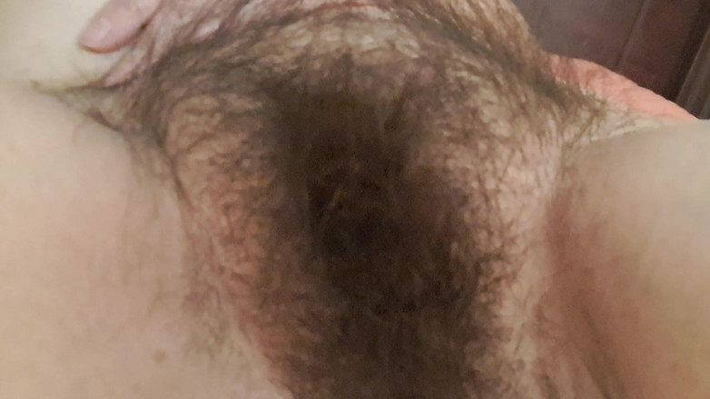 Mommy big hairy pussy: Vagina Bunda sangat berbulu dan gemuk