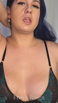 겨드랑이를 격려하는 섹시한 JOI 보상