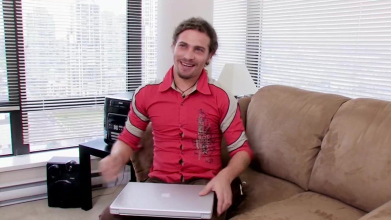 Point X movie and clips horny girls want to fuck: Gagică brunetă facesits și degete pentru orgasm intens