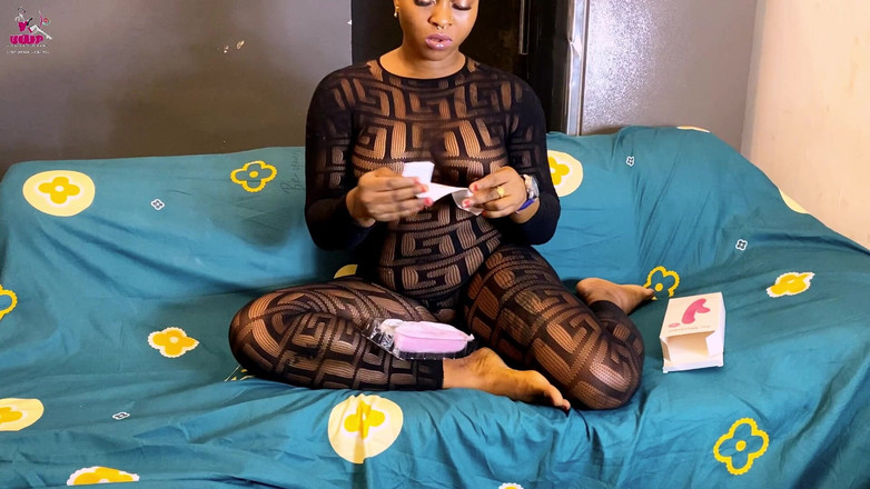 SugarNSpice01: Уродливая мастурбирует