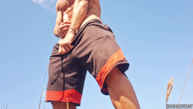 Hotsportfitboy: Masturbating My Big Cock on a Beach - Walking Excited