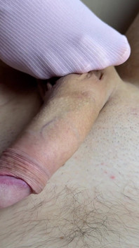 Das Ist Dein Lieblingsvideo Mit Footfoot-foots Und Pinken Socken