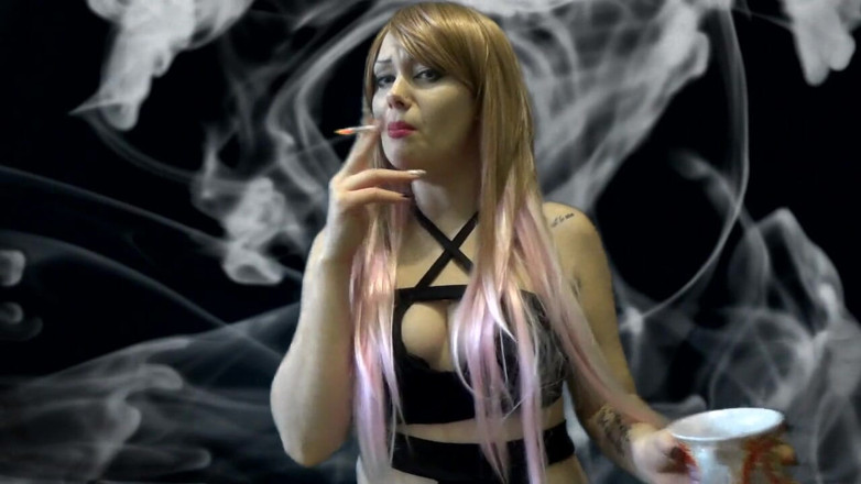 Goddess Misha Goldy: Batuk perokok lama dan kiraan detik pancutan mani