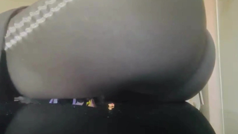 Maeling: I Sat on and Ended a Cheating Slut