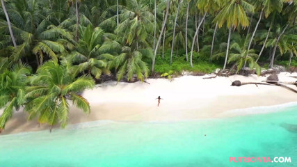 Putri Cinta: Asian babe Putri Cinta in 'Palm Beach'