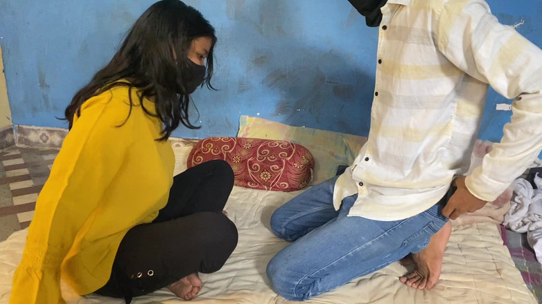 Indian Teen Girl's: Sesso all'aperto fratellastro e sorellastra all'aperto porta romanticismo e sesso...