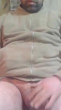 라이브 방송 중인 터키 곰 아빠