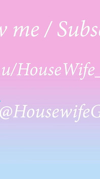 La valutazione del cazzo porta a un pompino e alla sborrata dentro