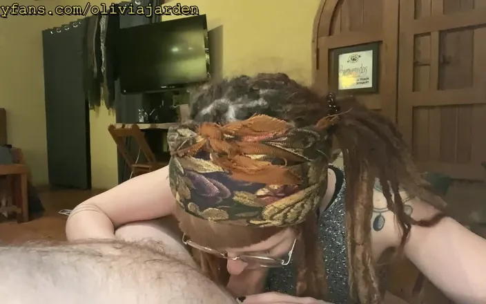 Olivia Jarden: Sloppy Head
