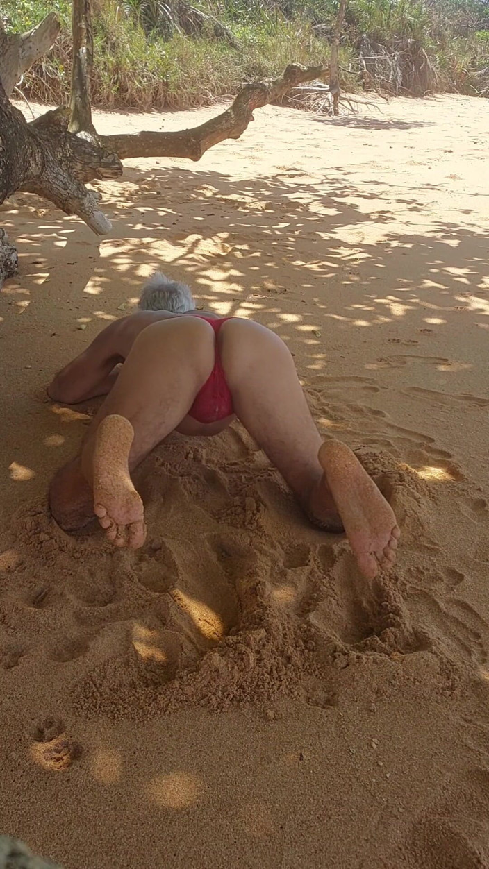 Ladysilvas: Ladysilva Crossdress in Panties on the Beach What a Hot...