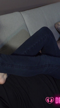 Cassandra's Sweaty Feet Addiction - (dreamgirls in Socks)
