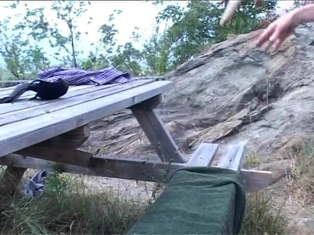 Real Home Made: Tohle je zadek mé ženy ... Pokud si ji chcete užít, stáhněte...