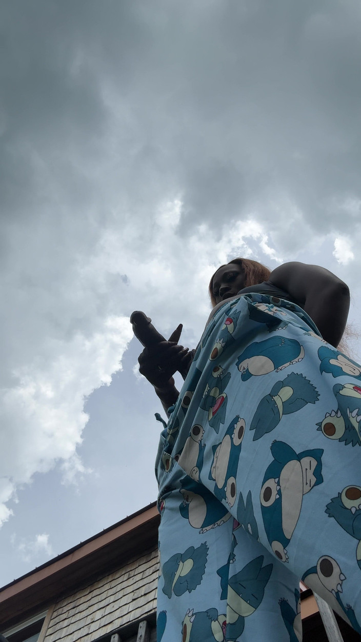 Vanniall: Массивный камшот на улице