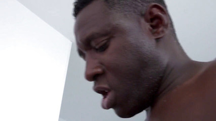 Club Anissa Kate: Chessie Kay, dilatata da un grosso cazzo nero