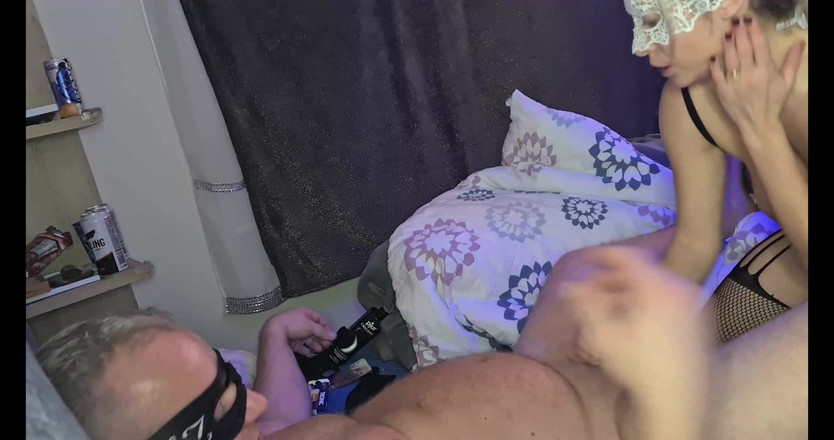 Anal Fetish Couple: Sexy domácí šukání se sexy milfkou a jejími špinavými podváděním