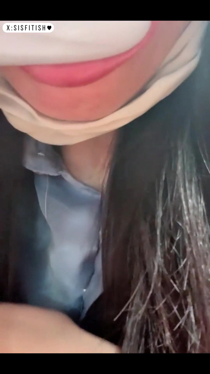 sisfetish: Cosplay Czarne pończochy i wysokie obcasy, seksowny i kuszący policjant,...