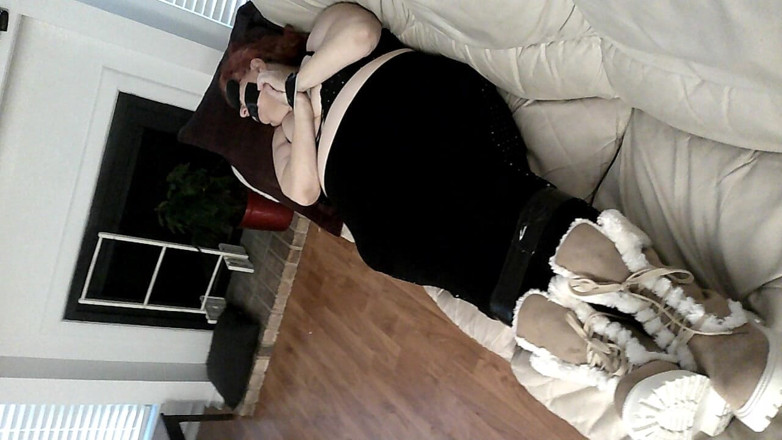 BBW nurse Vicki adventures with friends: Enfermeira Vicki está amarrada em fita adesiva